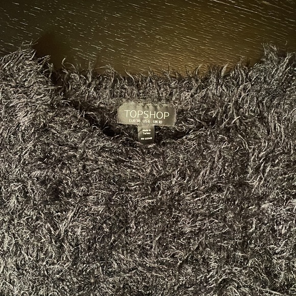 Top Shop Fuzzy Crop Black Sweater - Size 6 - Picture 4 of 6